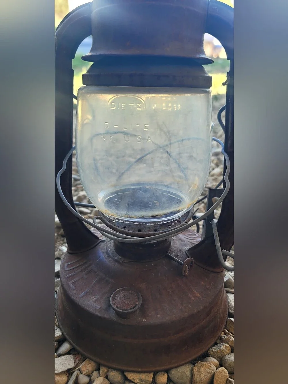 Vintage Antique DIETZ D-LITE 2 LAMP Lantern Kerosene Antique Barn OLD Decor